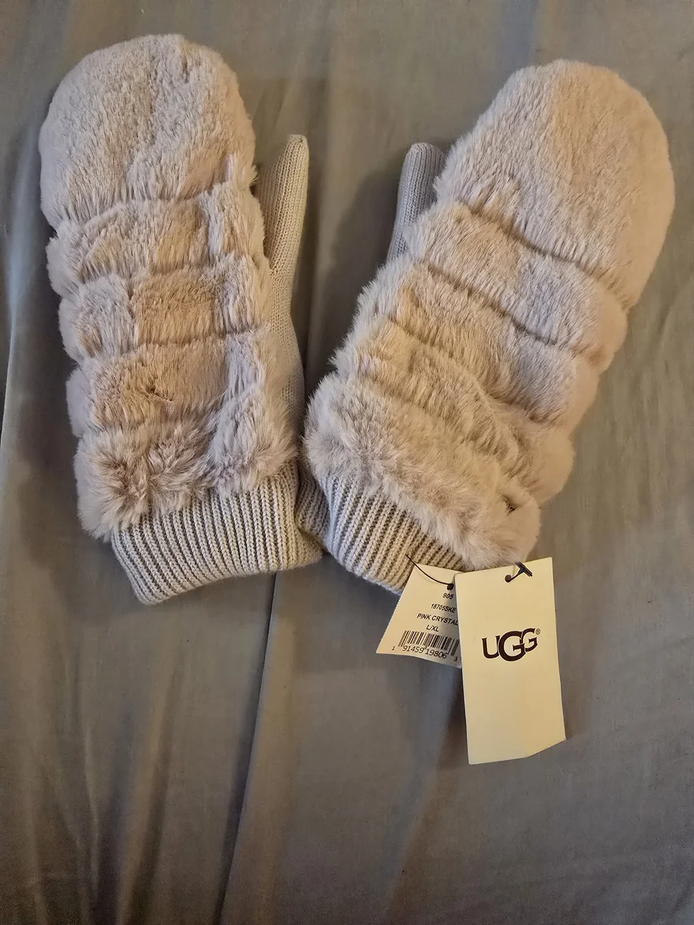 UGG Plush Shearling-Lined Mittens in Blush Pink-NWT!